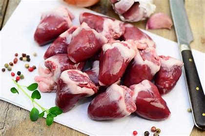 FRESH HALAL CHICKEN HEART PER KG - AL - YASIN HALAL MEAT