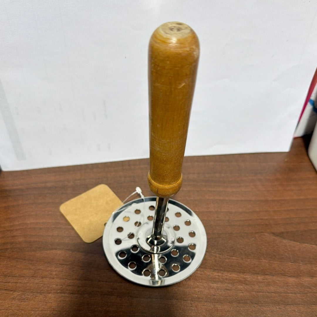 Ss Potato Masher With Wooden Handle - 18.5x9cm - ALLI BHAVAN
